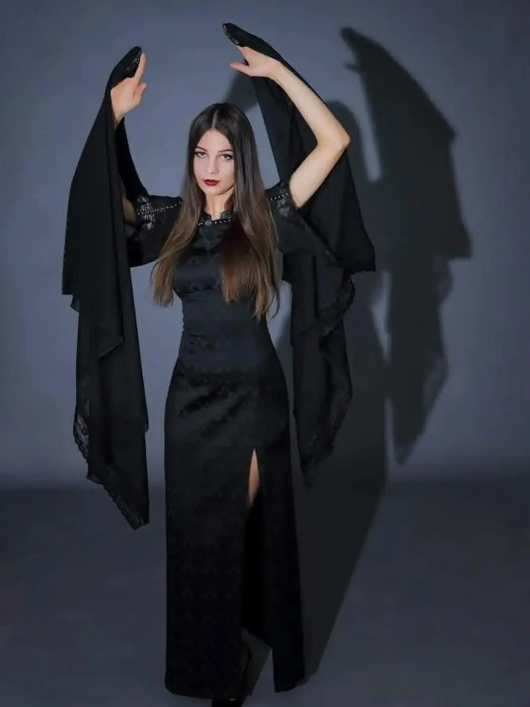 MANON Black — fotka 2