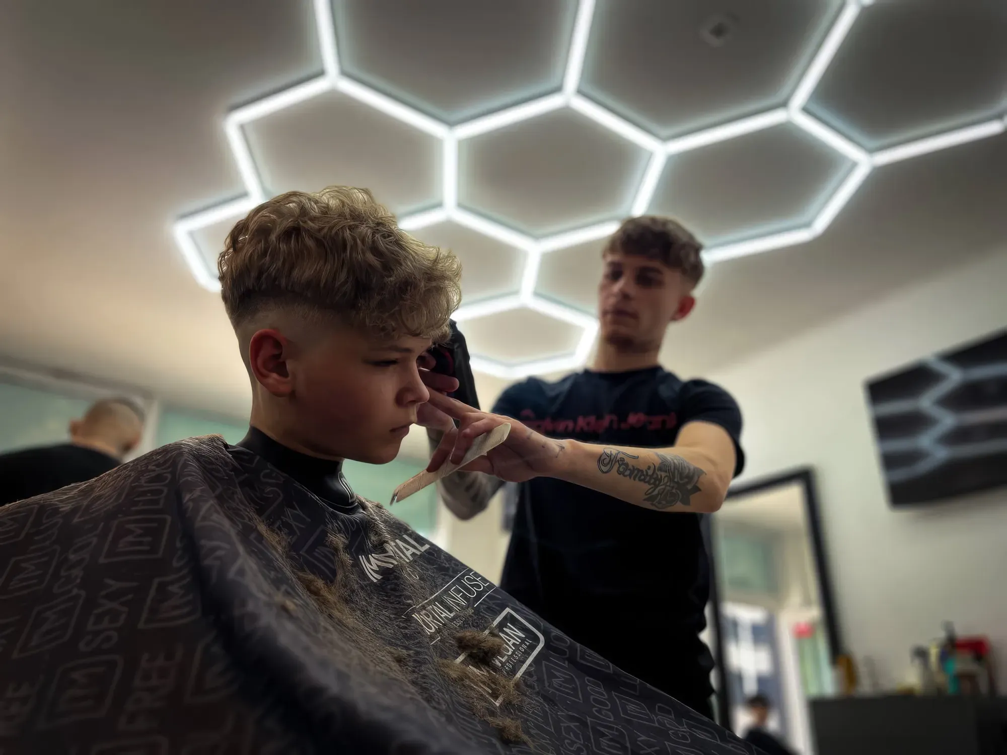 GOLDBARBERSHOP — fotka 4