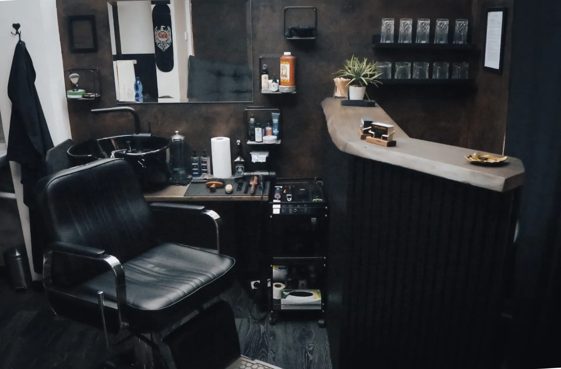 Skandal Tattoo Barber — fotka 7